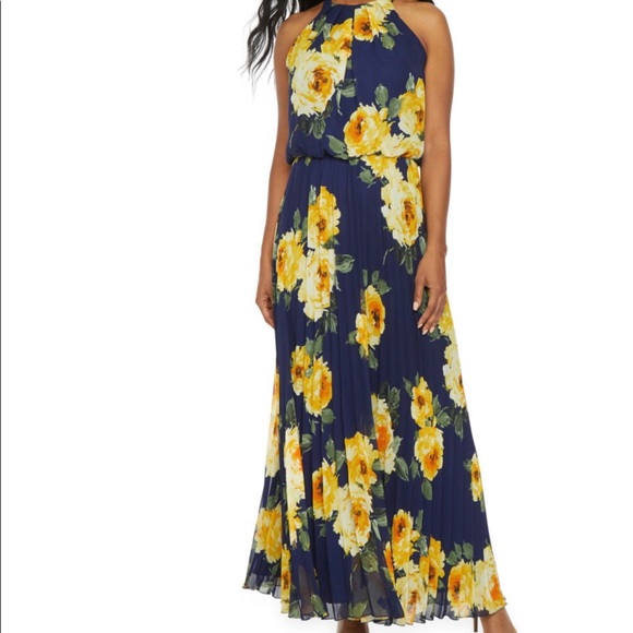Sleeveless Floral Maxi Dress 